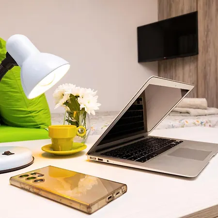 Tiny Secret Place Next To Mu With Private Parking * بلوفديف