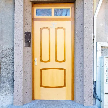 Tiny Secret Place Next To Mu With Private Parking Lejlighed *